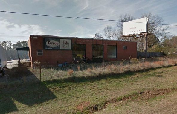 Income Producing - Industrial Building - New 10 year lease NNN Lease- AVG Cap 8%: 2506 Flat Shoals Rd SE, Conyers, GA 30013
